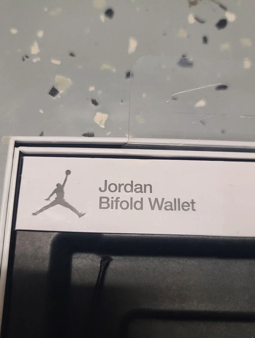 Jordan classic bifold